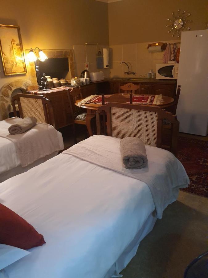 Gemsbok Cottage ベスレヘム エクステリア 写真
