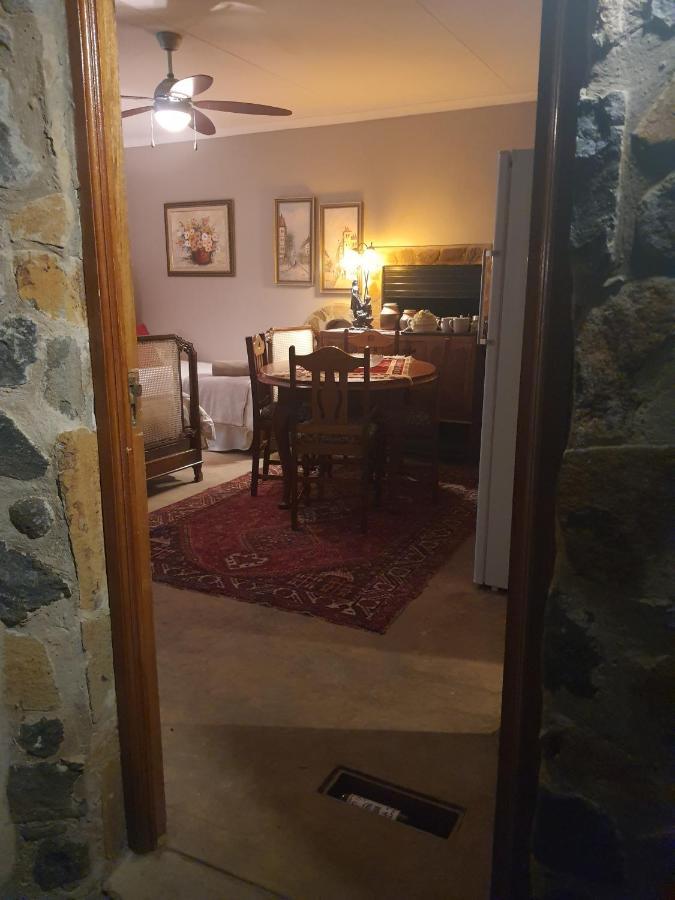 Gemsbok Cottage ベスレヘム エクステリア 写真