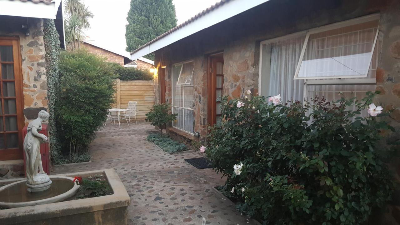 Gemsbok Cottage ベスレヘム エクステリア 写真